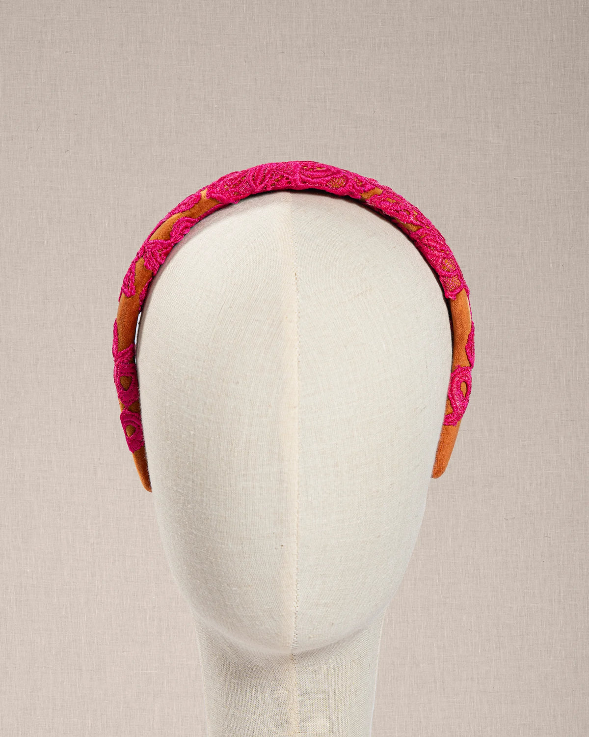 Cerchietto in Velluto Pumpkin con  Pizzo Couture Rosa