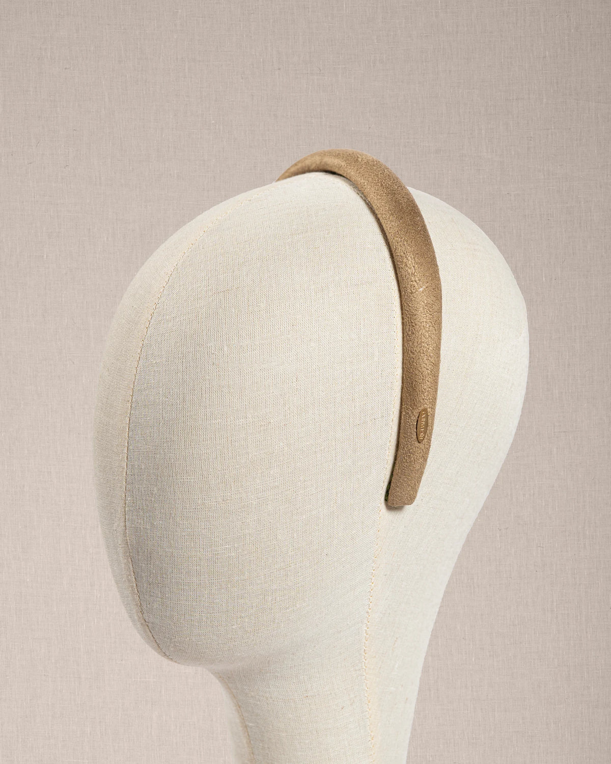 Cerchietto Alcantara beige