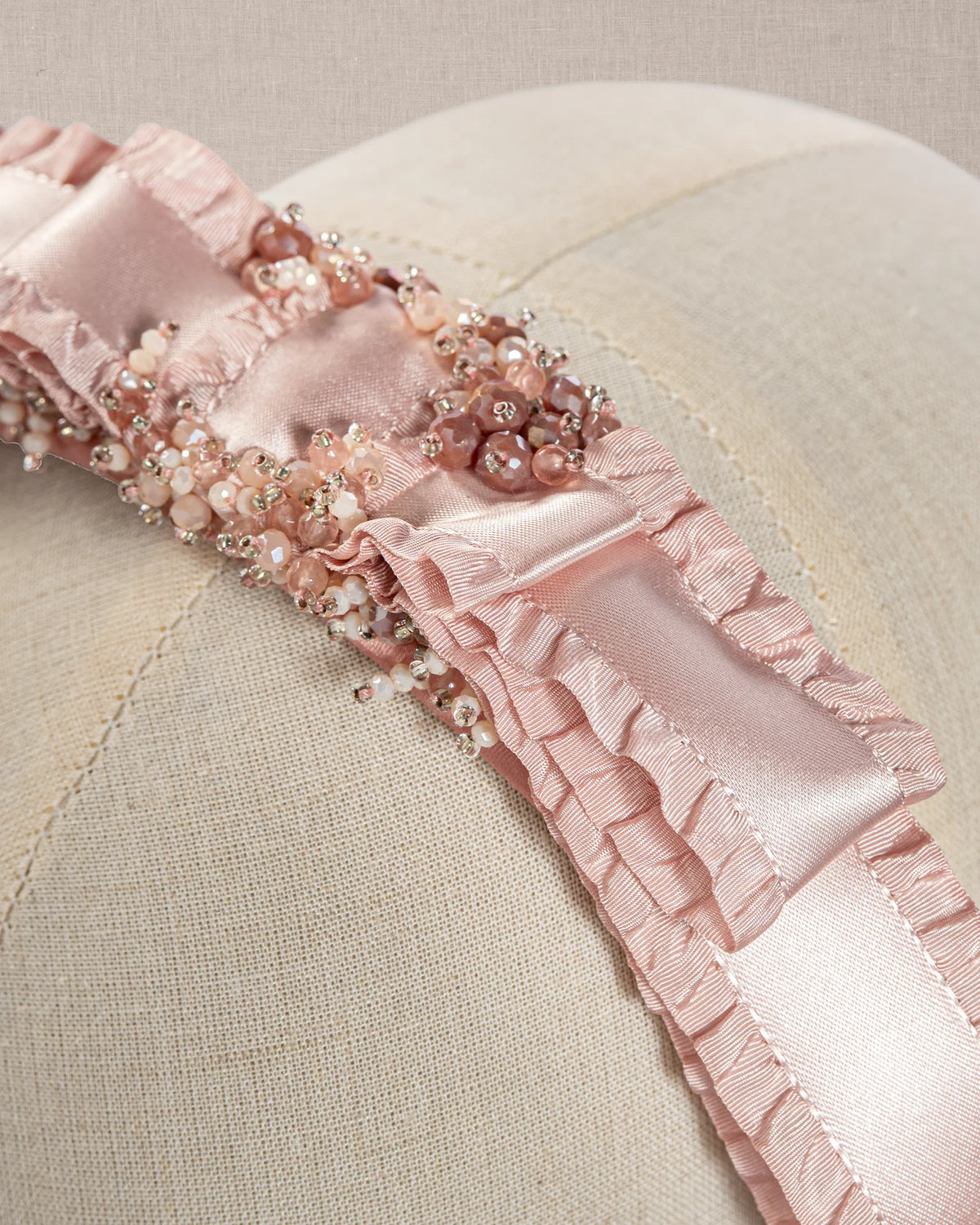 Cerchietto “Blush Radiance” Rosa con e Cristalli