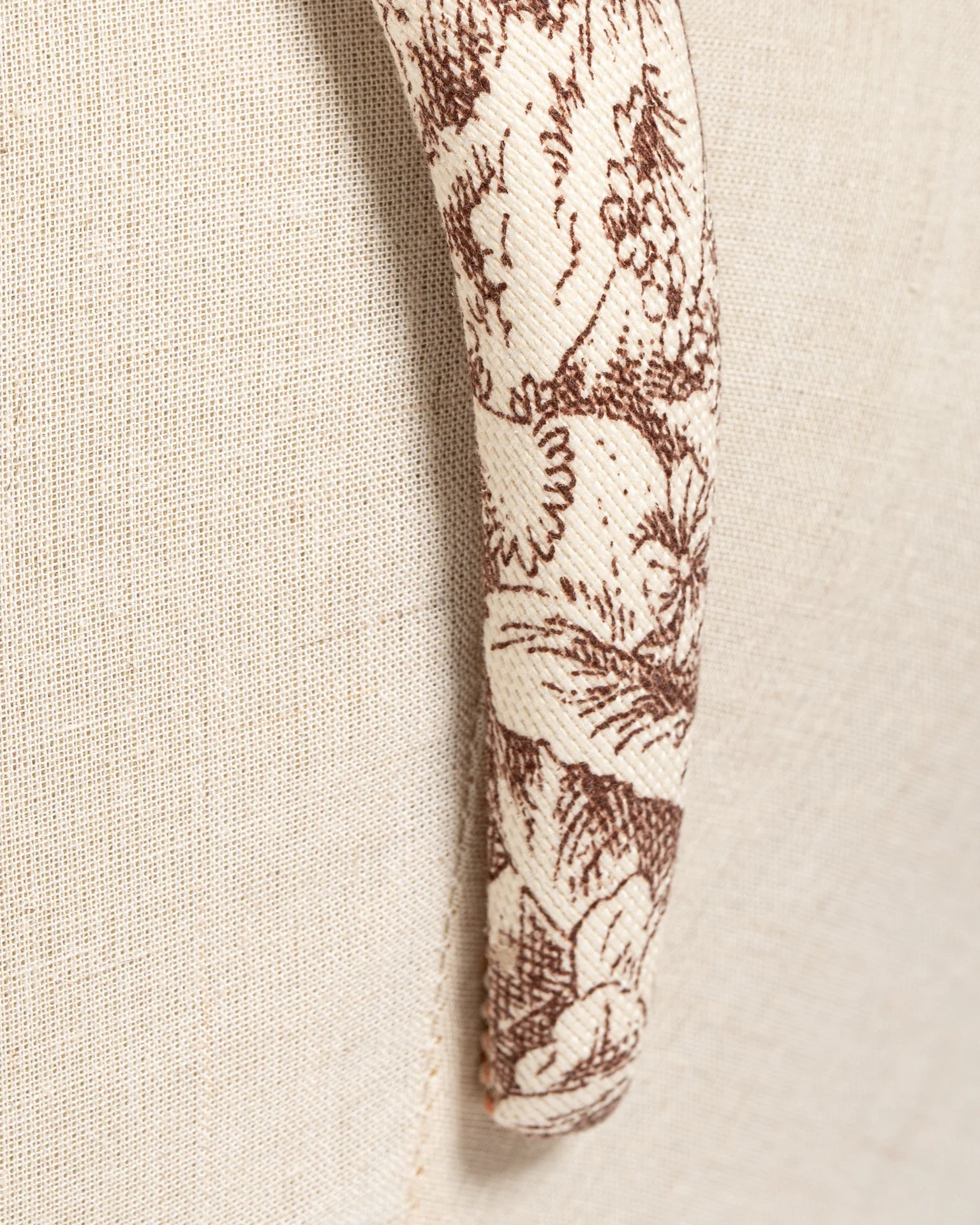 Cerchietto Toile de Jouy Marrone Piatto