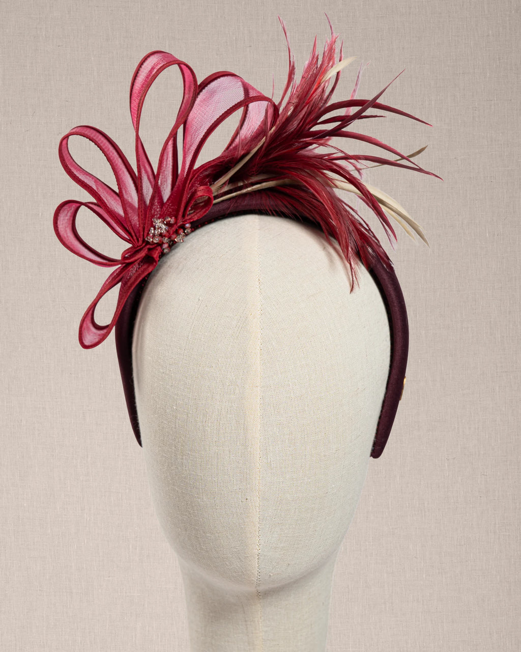 Cerchietto Couture “ Rouge Impérial “ con Piume e Cristalli