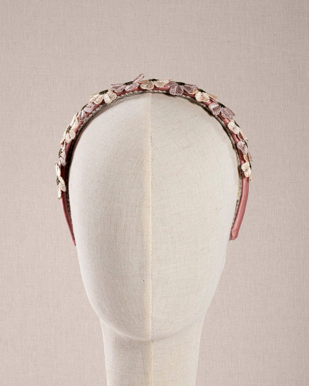 Rosa Satin con Margherite