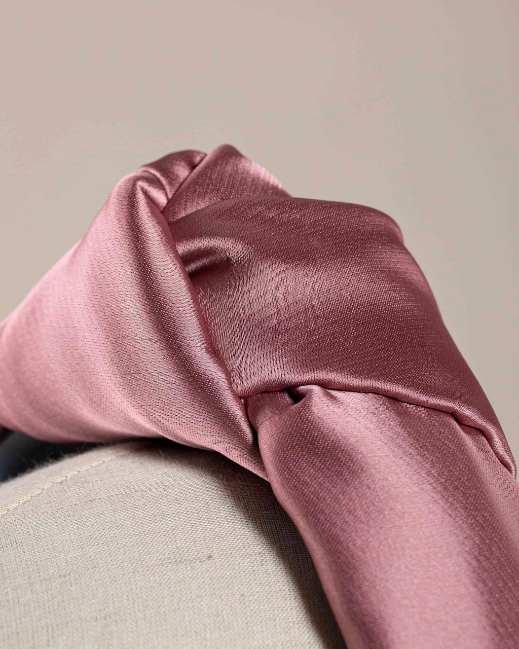 Nodo Satin Rosa interno azzurro