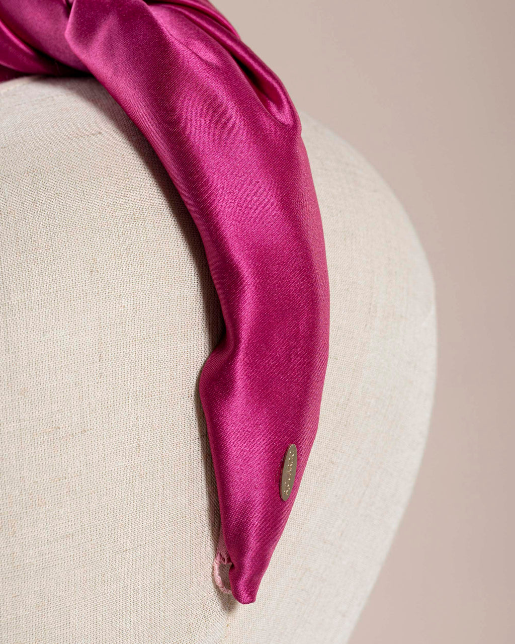 Nodo Satin Fuxia interno Rosa