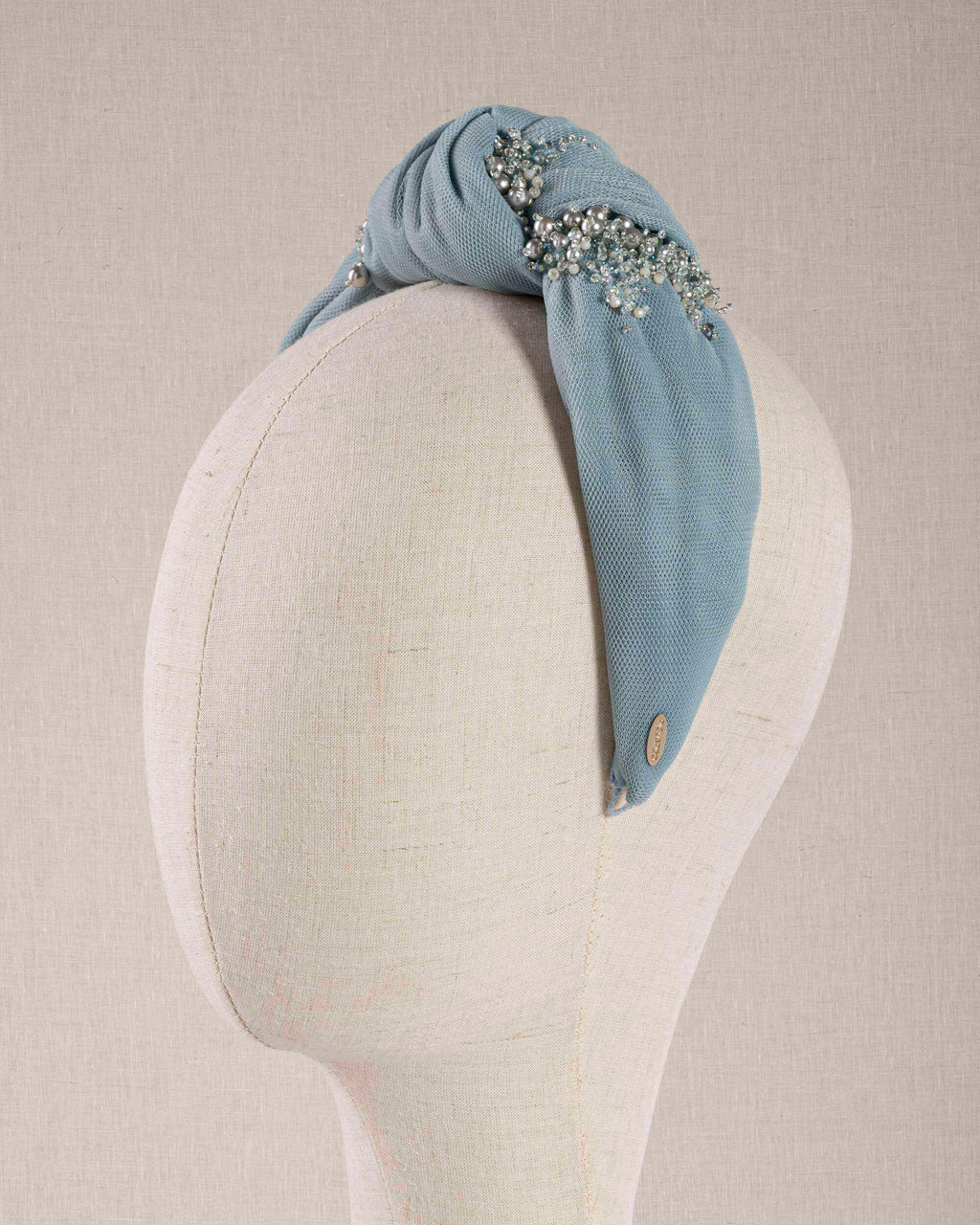Nodo Azzurro tulle Ricamato