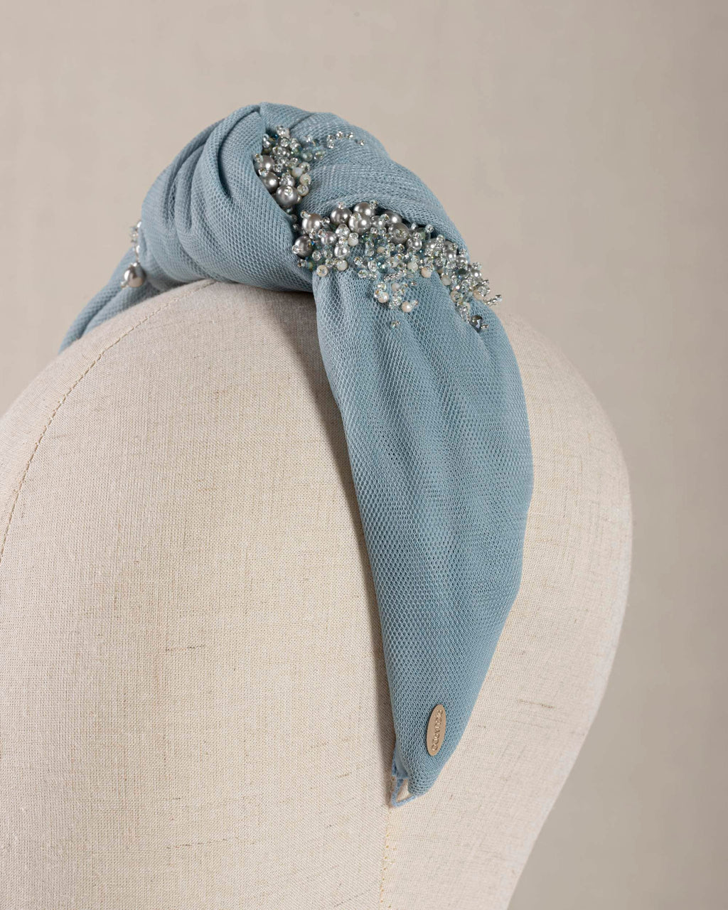 Nodo Azzurro tulle Ricamato
