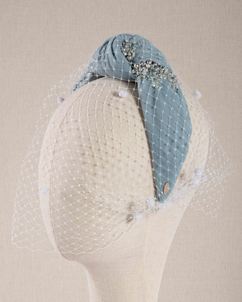 Nodo Azzurro tulle Ricamato