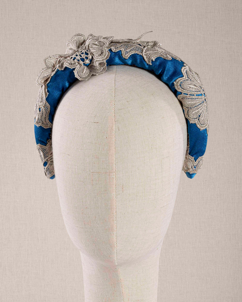 Seta Blu Fiori Macramè