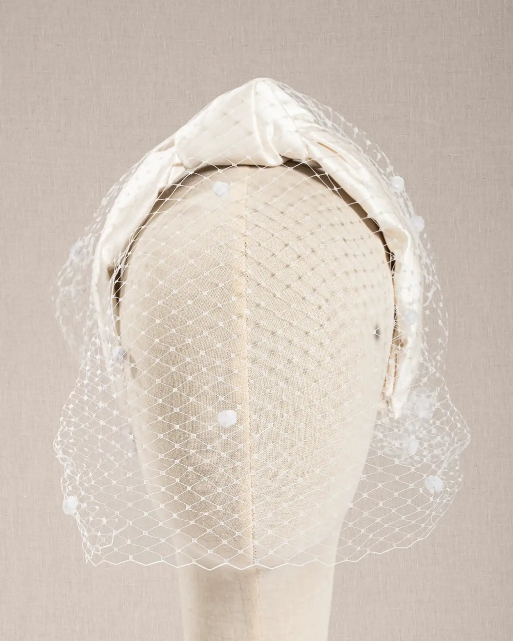 Nodo Satin Bianco con Veletta
